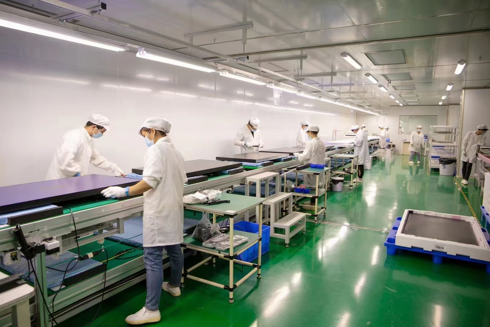DISPLAY PRODUCTION LINE